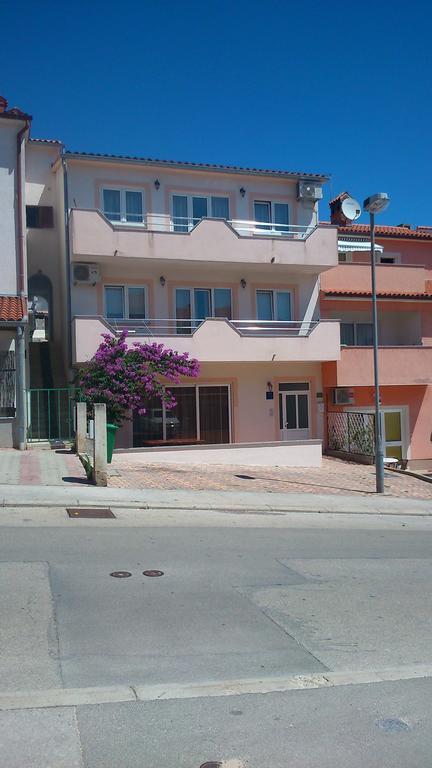 Apartments Neno Pula Ngoại thất bức ảnh